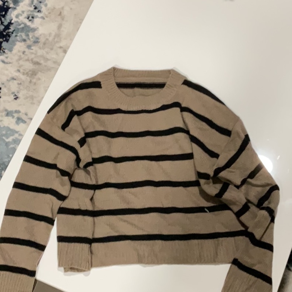Striped cropped sweater